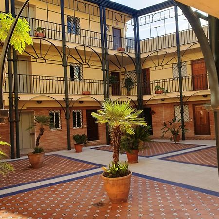 Torneo Life Tranquilo En El Centro Apartment Seville Exterior photo